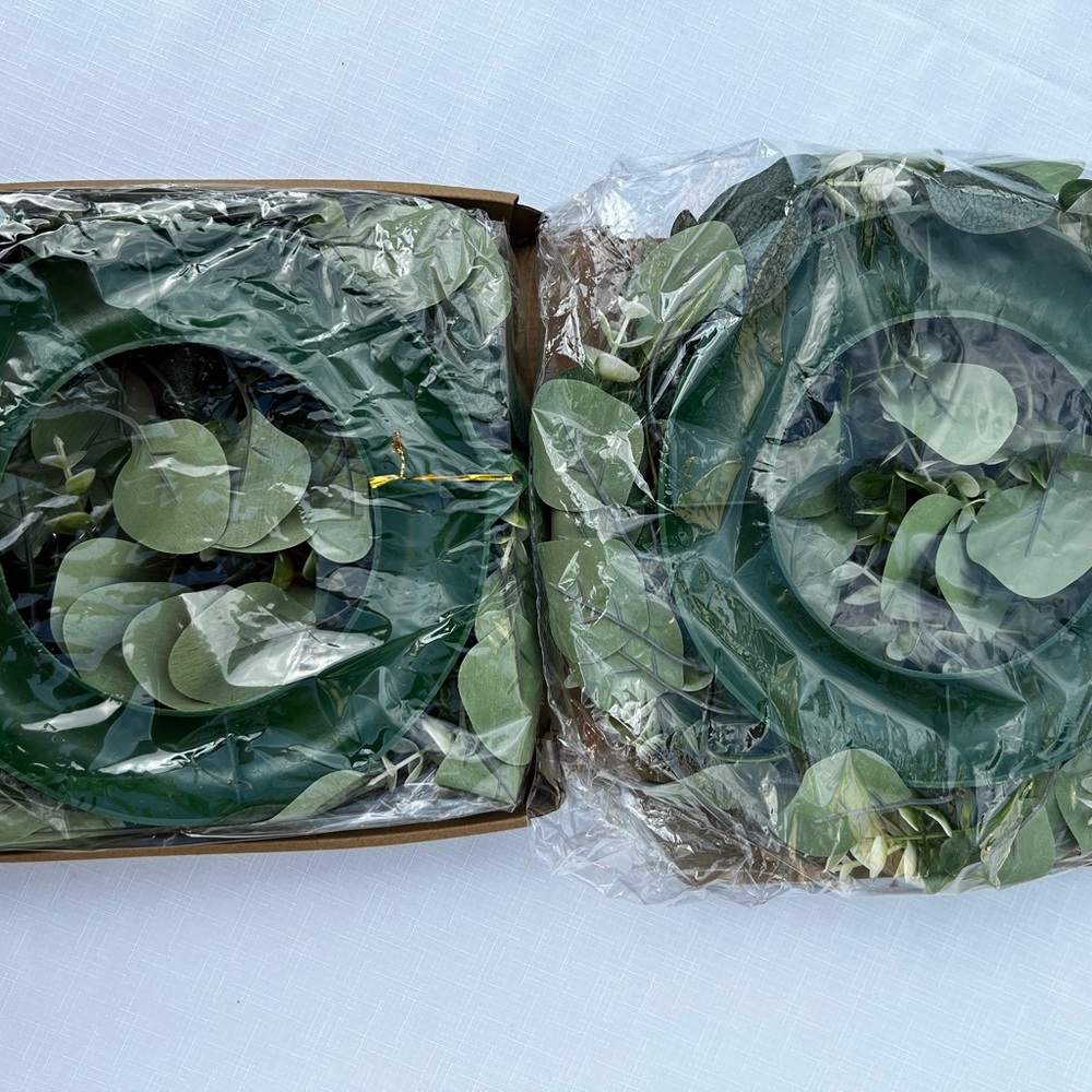 2 Artificial Greenery Wreath with Black and White Bow - Picture 3 of 6